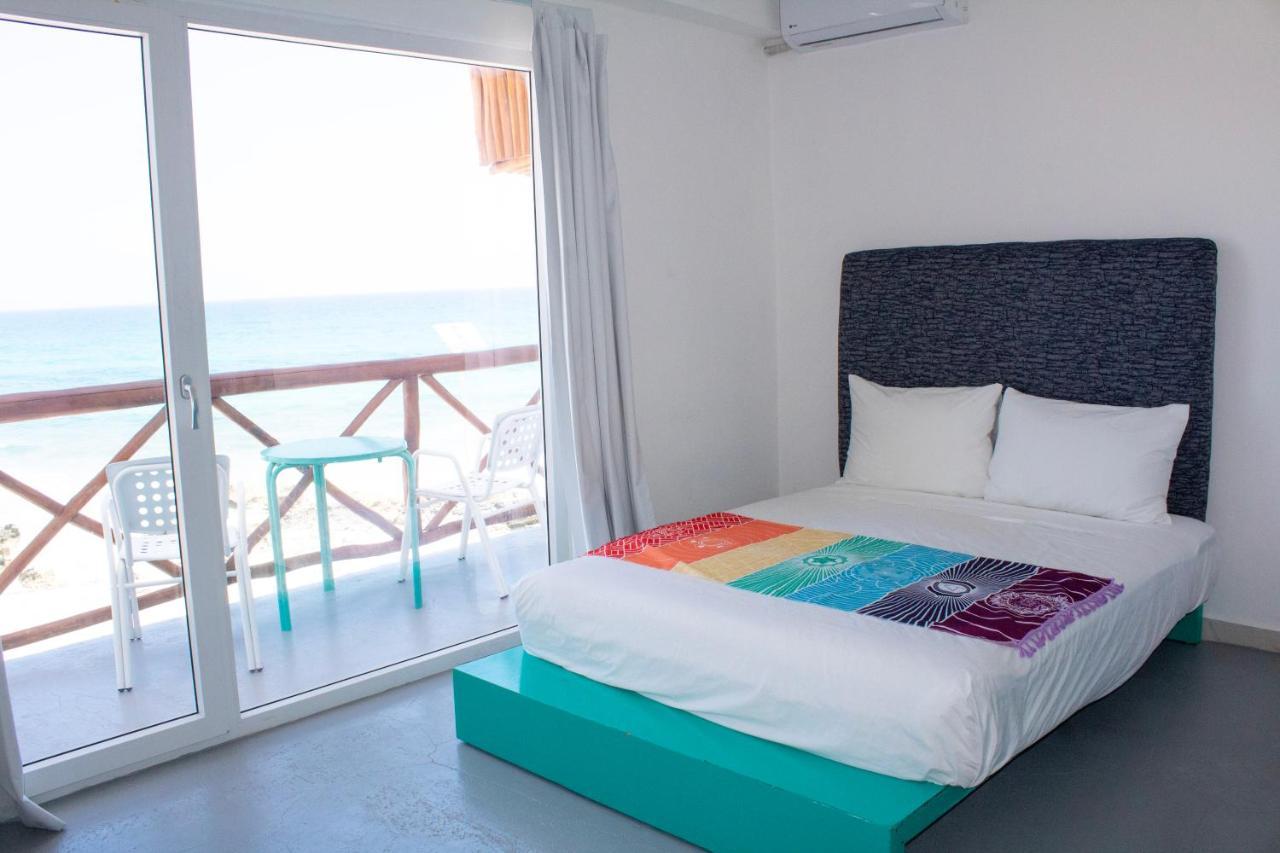 Esduma la Perla Hotel Isla Mujeres Bagian luar foto