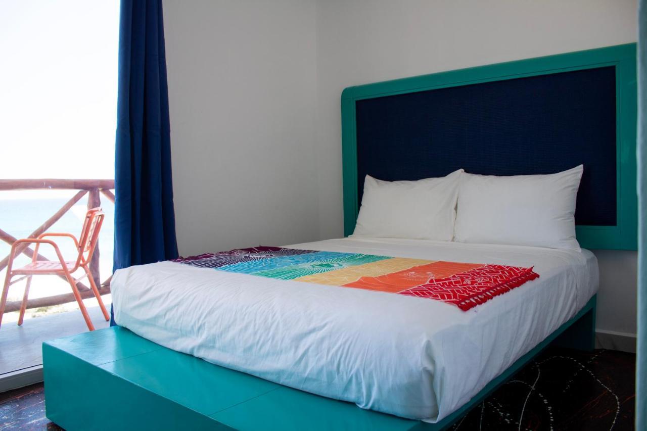 Esduma la Perla Hotel Isla Mujeres Bagian luar foto