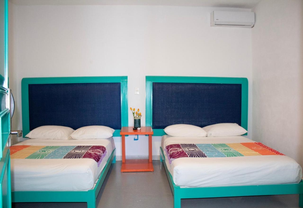 Esduma la Perla Hotel Isla Mujeres Bagian luar foto