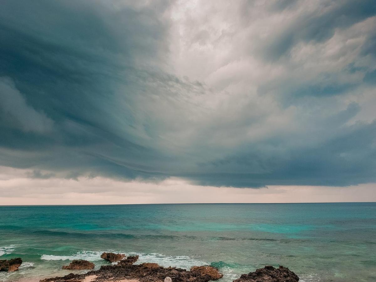 Esduma la Perla Hotel Isla Mujeres Bagian luar foto